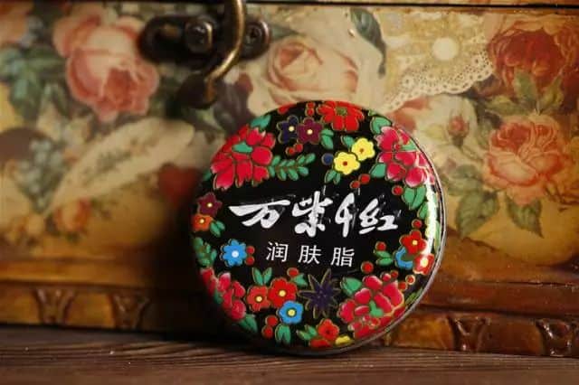 小时候没有暖气，我们这样过冬天！看完不许哭……